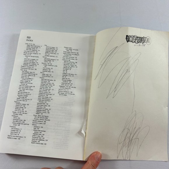 Vintage 1995 Rival Crock Pot Slow Cooker Cuisine Cookbook Paperback Recipes - Picture 6 of 6